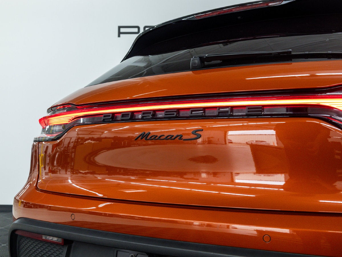 2022 Porsche Macan Macan S