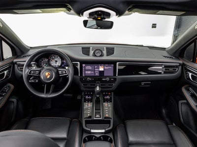 2022 Porsche Macan Macan S