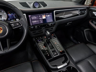 2022 Porsche Macan Macan S