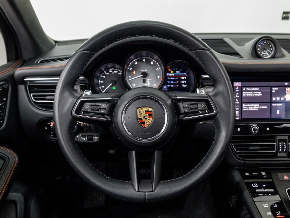 2022 Porsche Macan Macan S