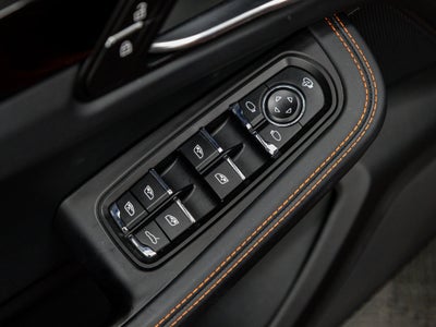 2022 Porsche Macan Macan S