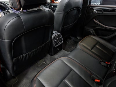 2022 Porsche Macan Macan S