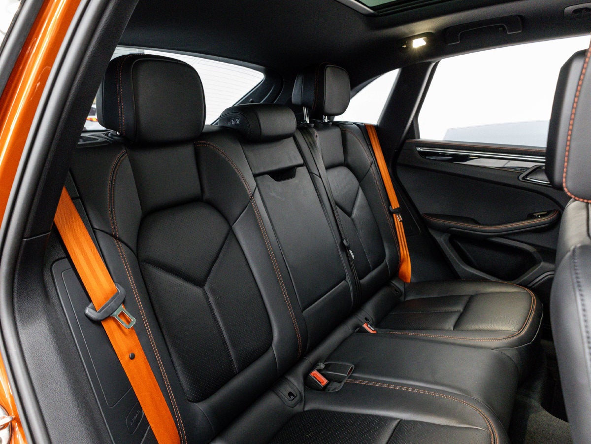 2022 Porsche Macan Macan S