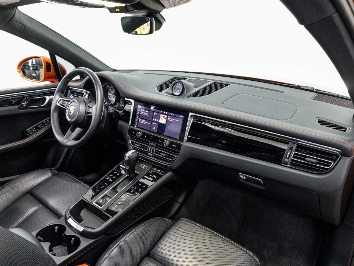 2022 Porsche Macan Macan S