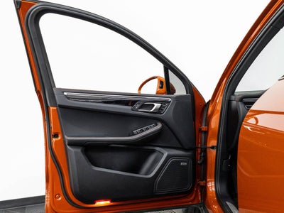 2022 Porsche Macan Macan S