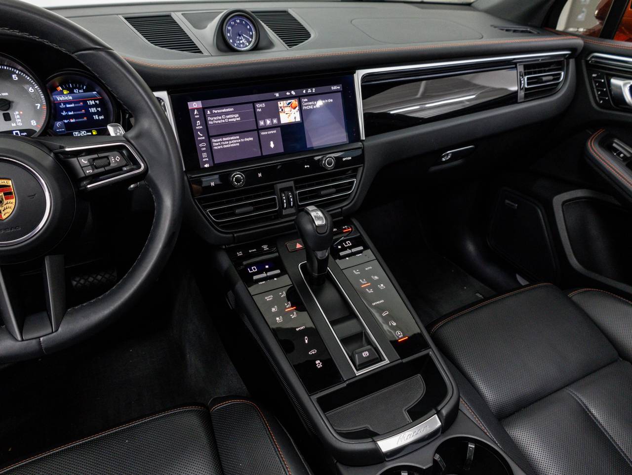 2022 Porsche Macan Macan S