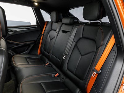 2022 Porsche Macan Macan S