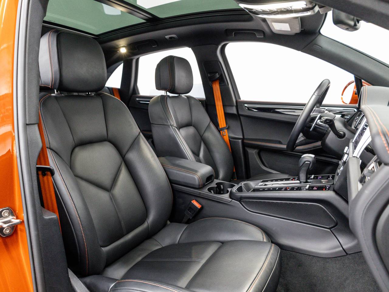 2022 Porsche Macan Macan S