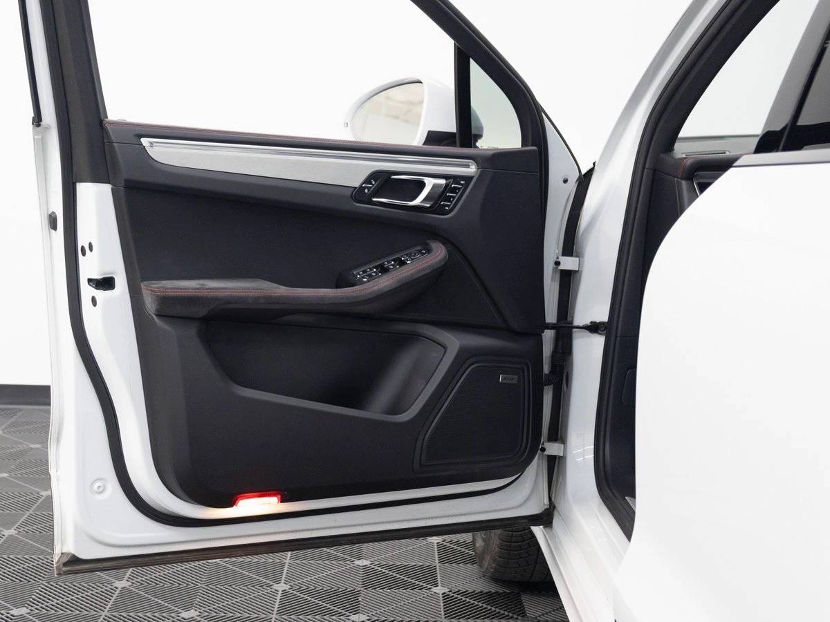 2017 Porsche Macan GTS