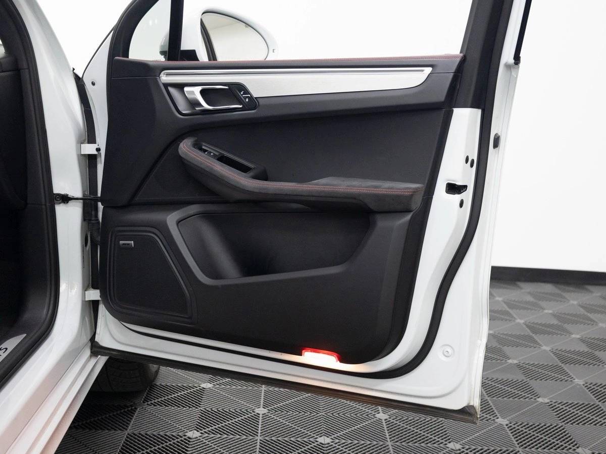 2017 Porsche Macan GTS