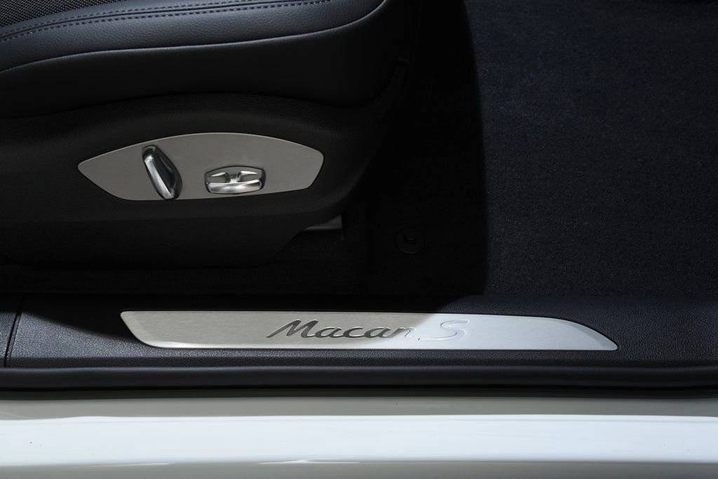 2026 Porsche Macan S