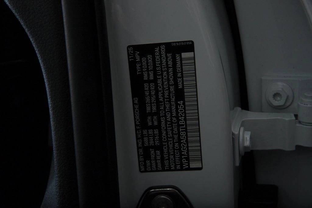 2026 Porsche Macan S