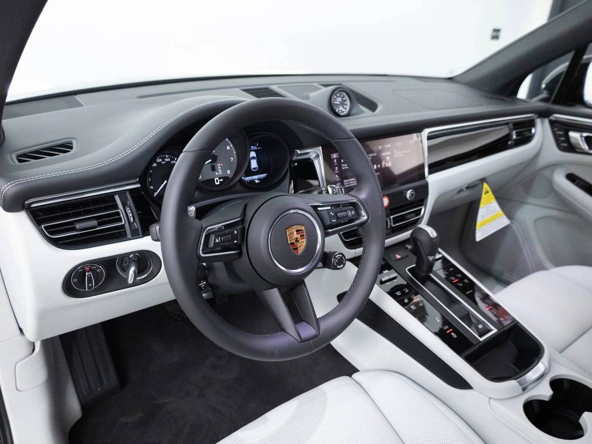 2026 Porsche Macan S