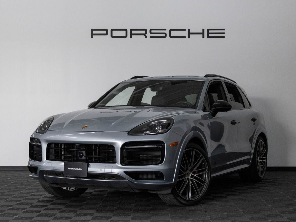 2023 Porsche Cayenne Cayenne GTS (MY23)