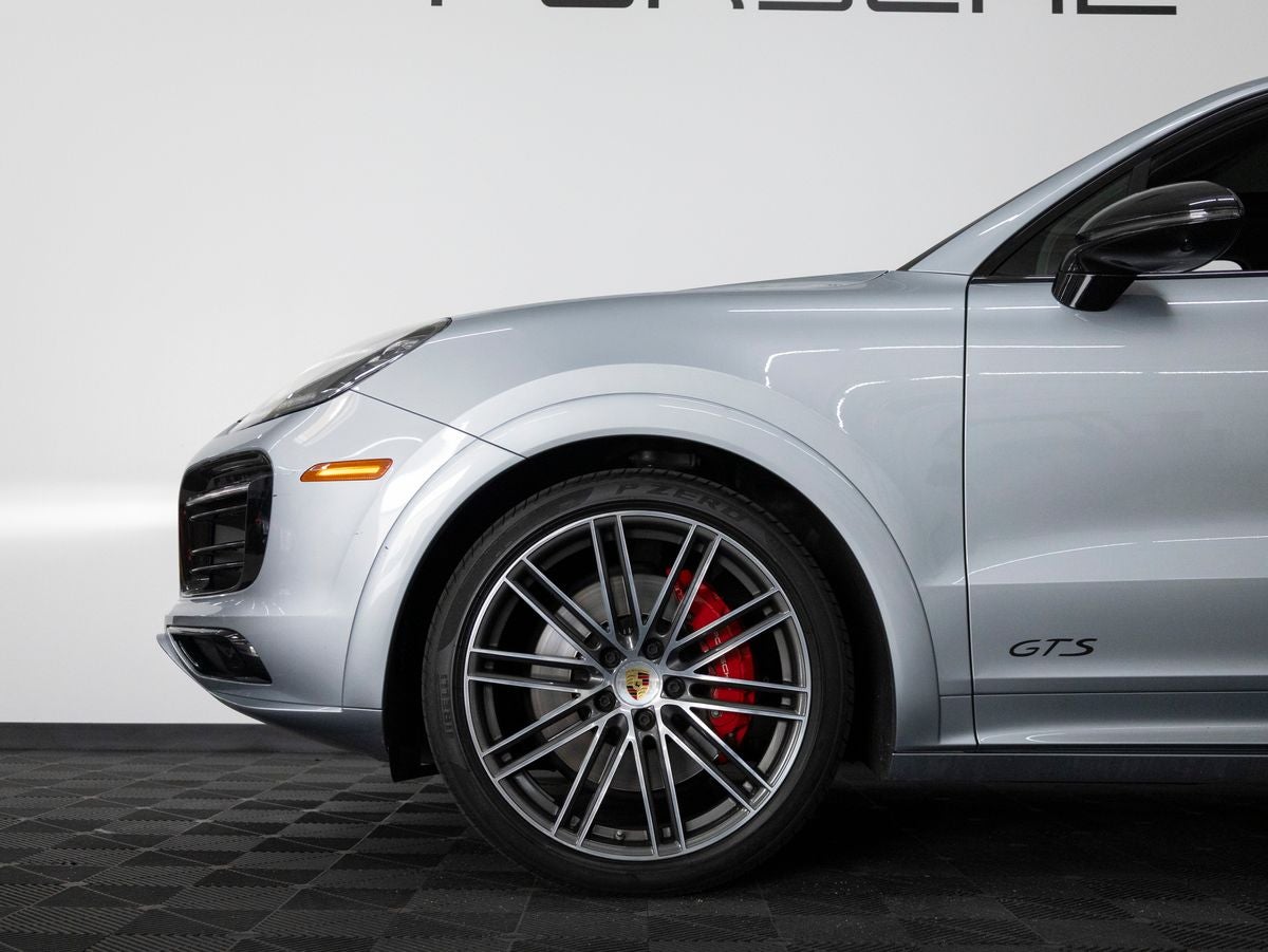 2023 Porsche Cayenne Cayenne GTS (MY23)