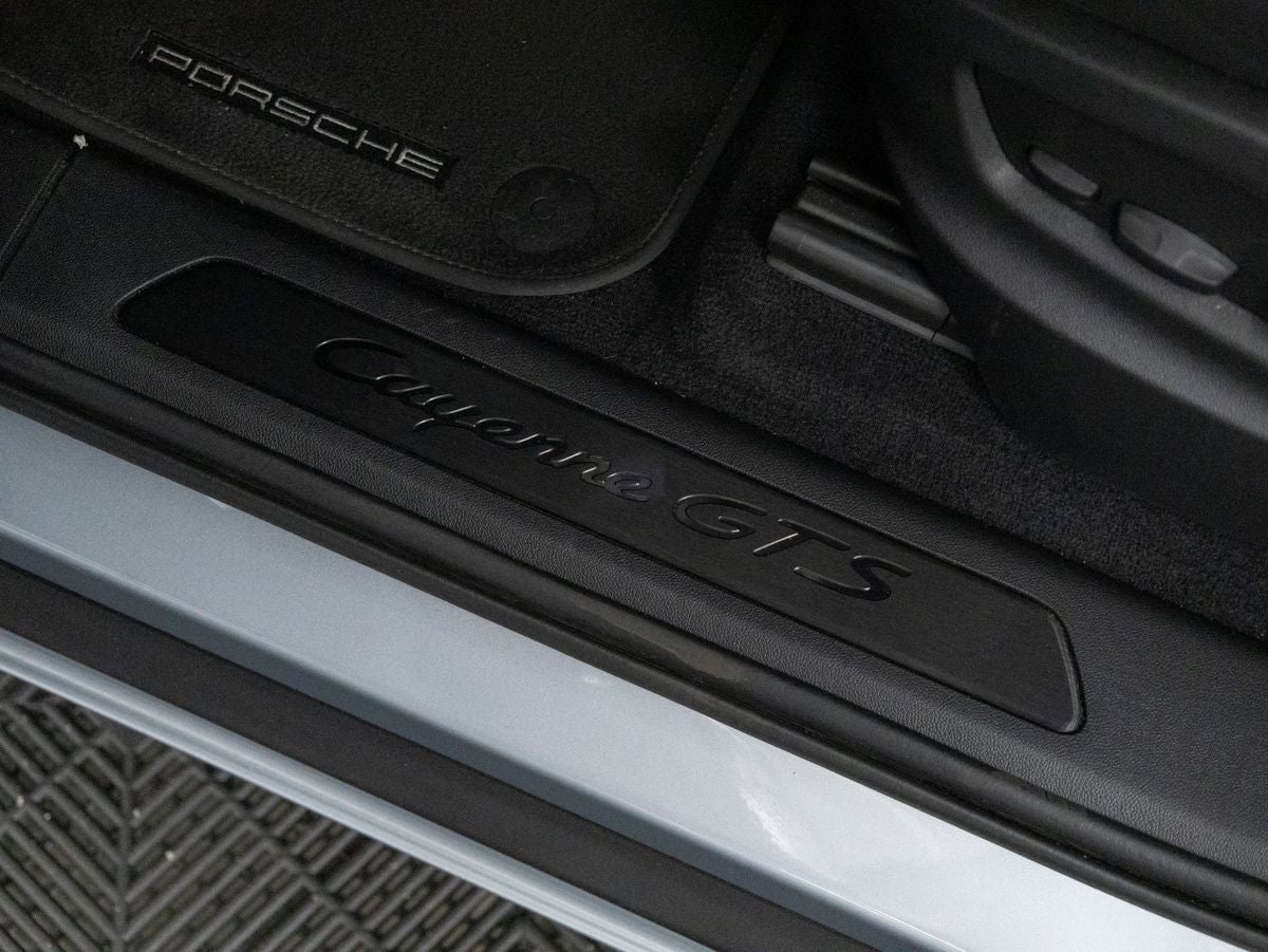 2023 Porsche Cayenne Cayenne GTS (MY23)