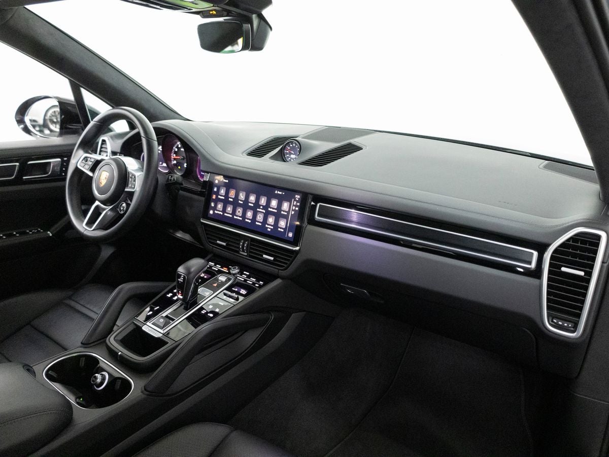 2023 Porsche Cayenne Cayenne GTS (MY23)