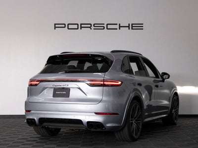2023 Porsche Cayenne Cayenne GTS (MY23)