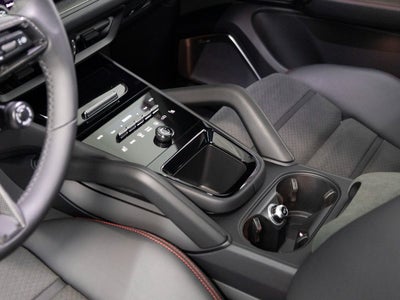 2025 Porsche Cayenne GTS