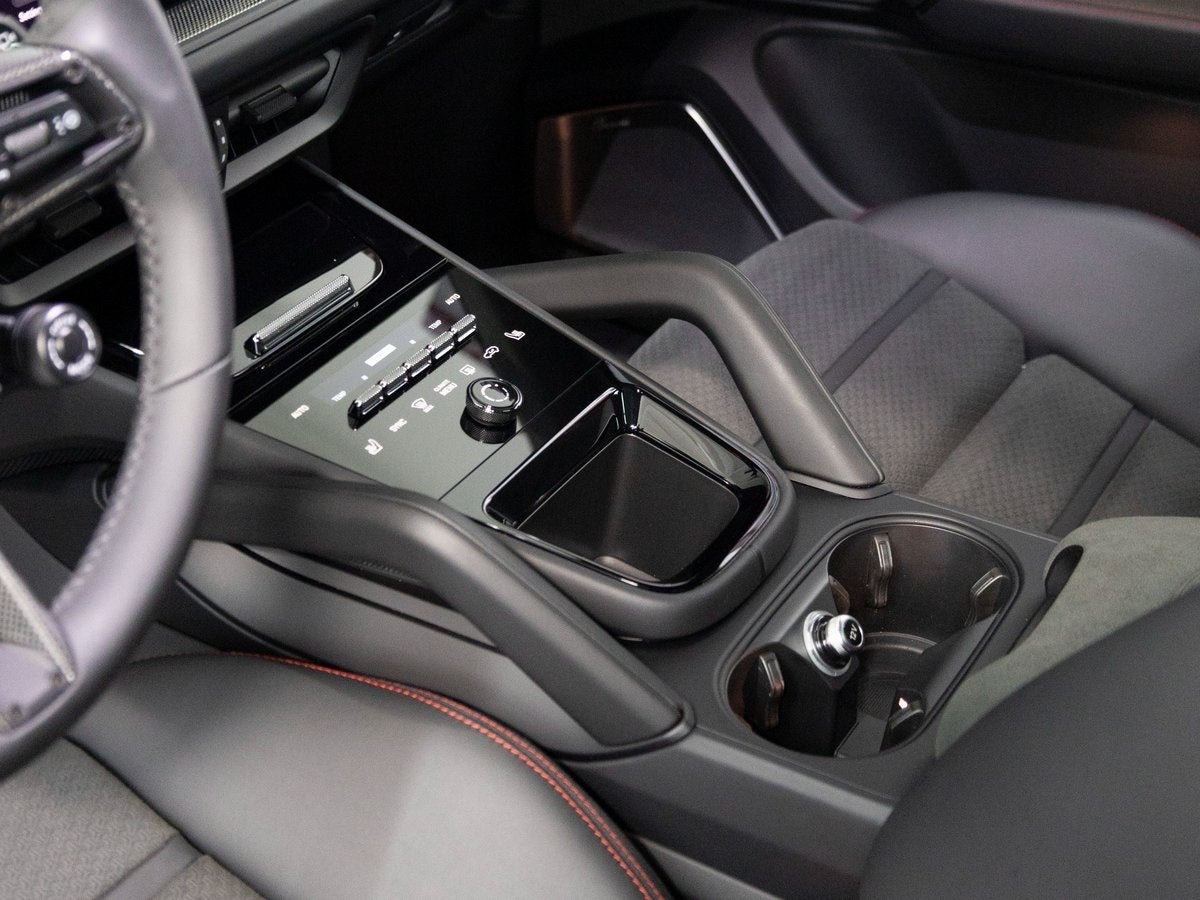 2025 Porsche Cayenne GTS