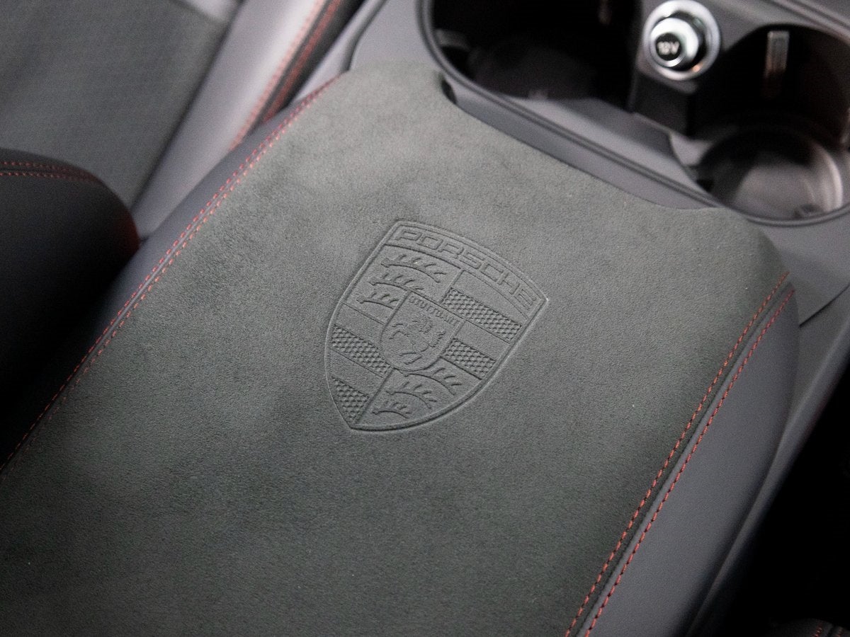 2025 Porsche Cayenne GTS