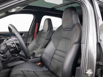2025 Porsche Cayenne GTS