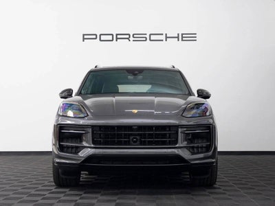 2025 Porsche Cayenne GTS
