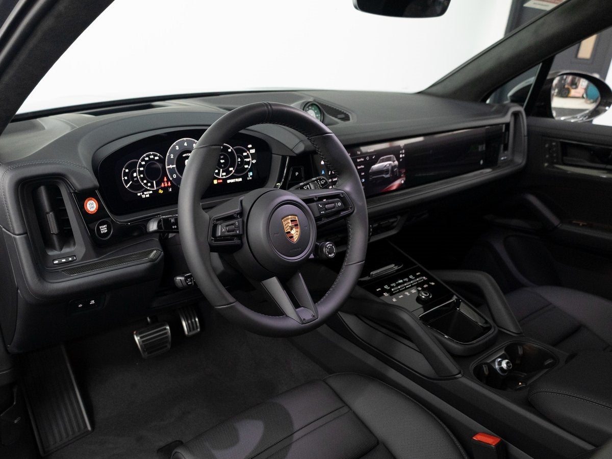 2026 Porsche Cayenne GTS