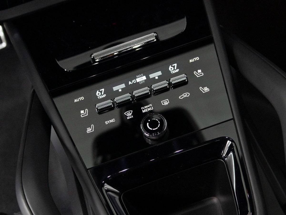 2026 Porsche Cayenne GTS