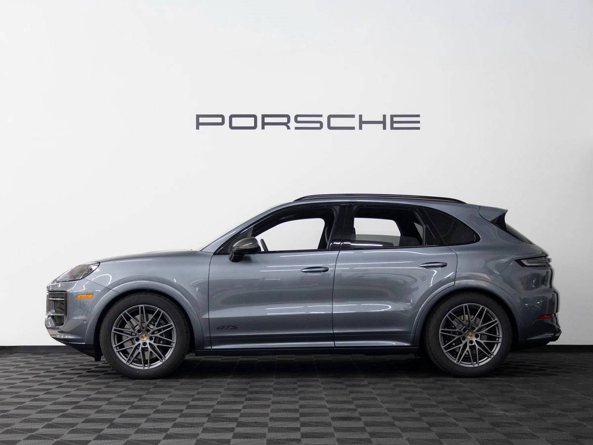 2026 Porsche Cayenne GTS