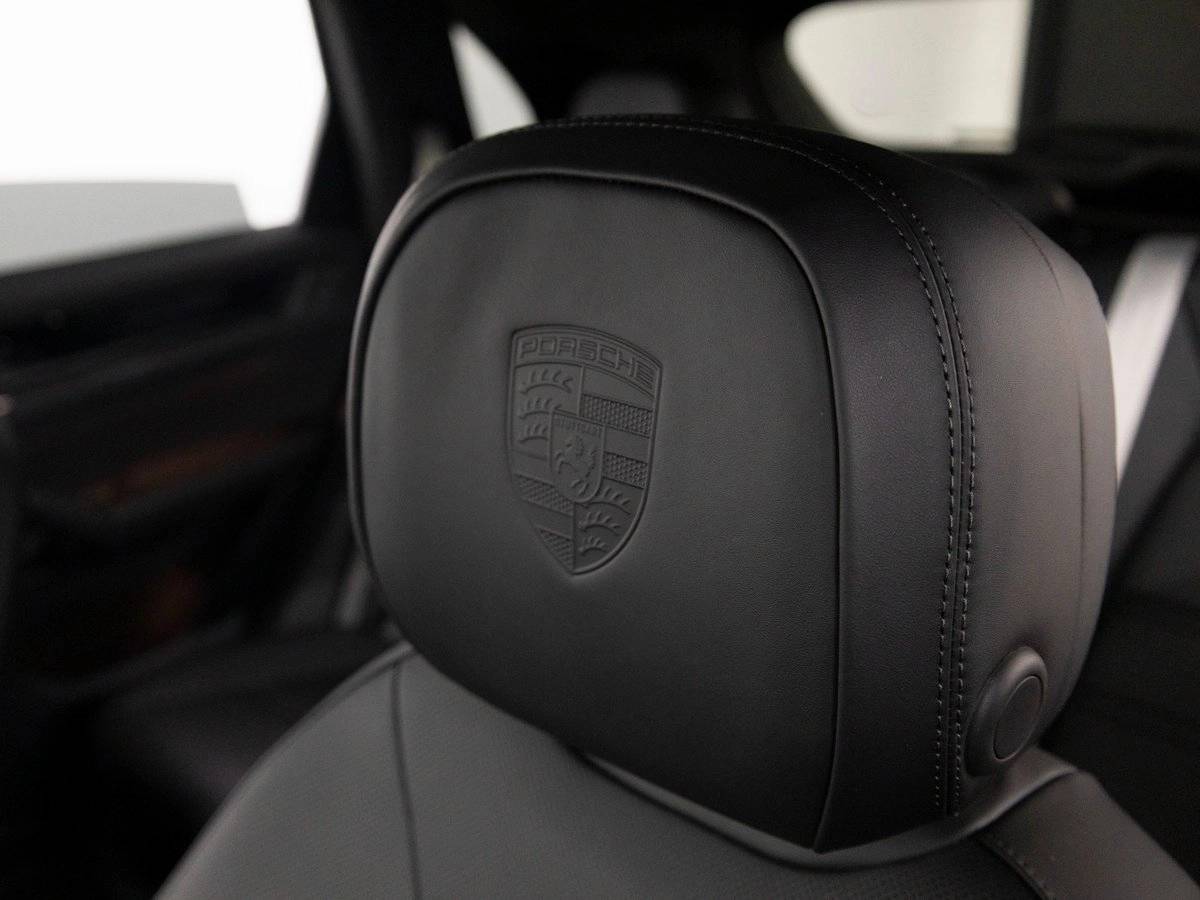 2026 Porsche Cayenne GTS