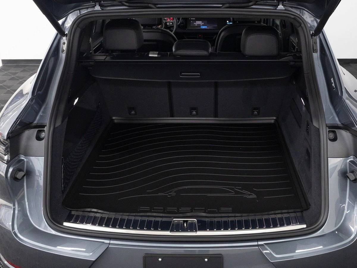 2026 Porsche Cayenne GTS