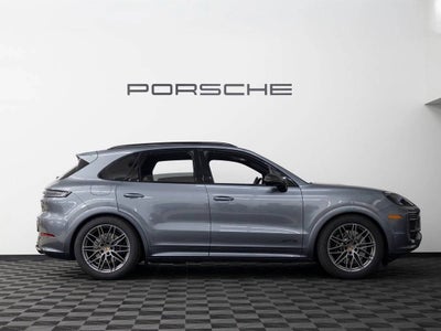 2026 Porsche Cayenne GTS