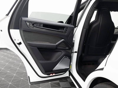 2026 Porsche Cayenne GTS