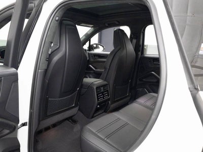 2026 Porsche Cayenne GTS