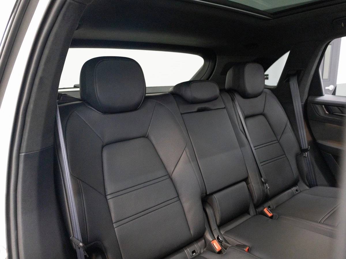 2026 Porsche Cayenne GTS