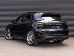 2023 Porsche Cayenne Cayenne Turbo S E-Hybrid