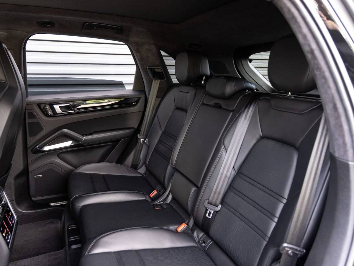 2023 Porsche Cayenne Cayenne Turbo S E-Hybrid