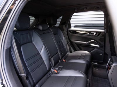 2023 Porsche Cayenne Cayenne Turbo S E-Hybrid