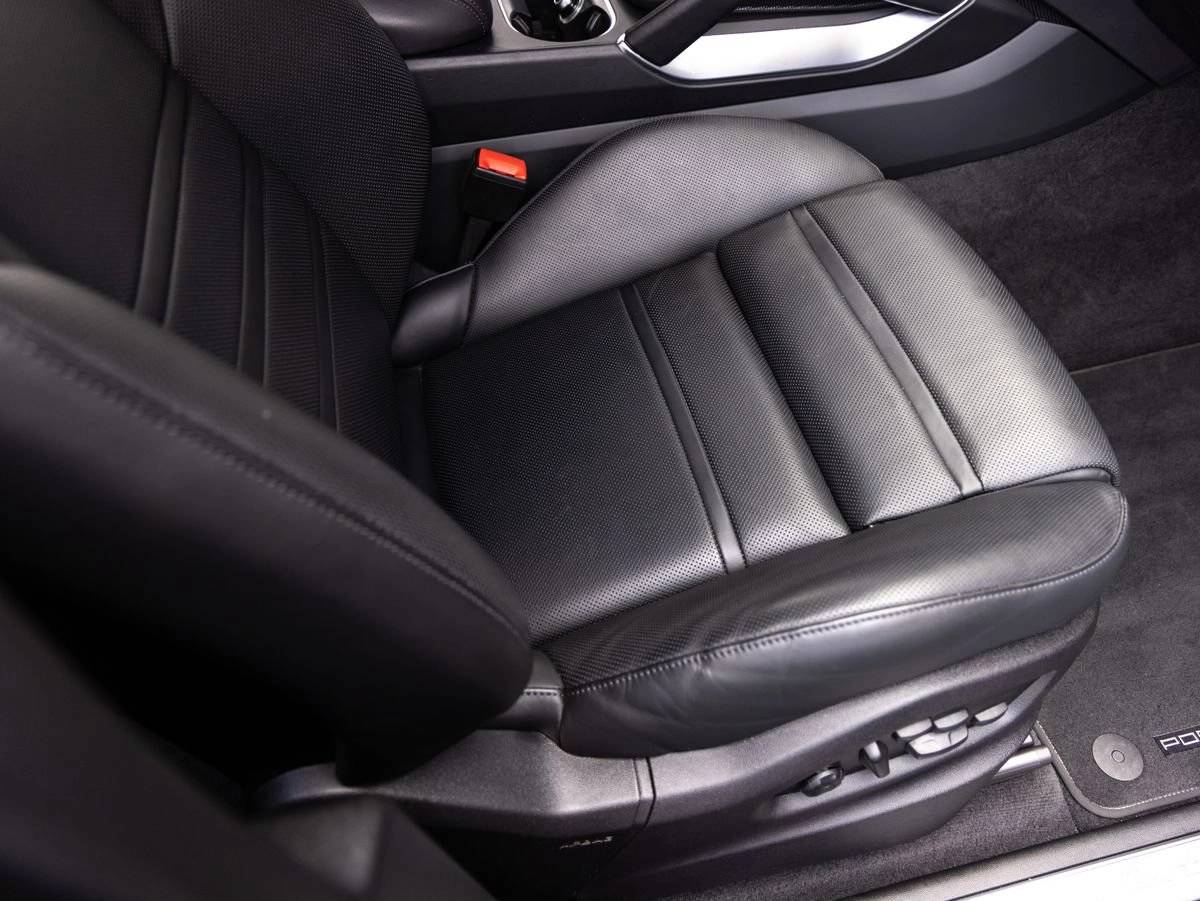 2023 Porsche Cayenne Cayenne Turbo S E-Hybrid