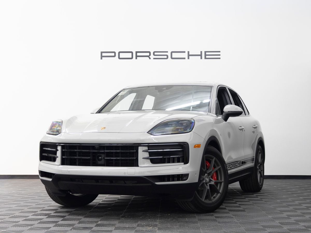 2025 Porsche Cayenne S