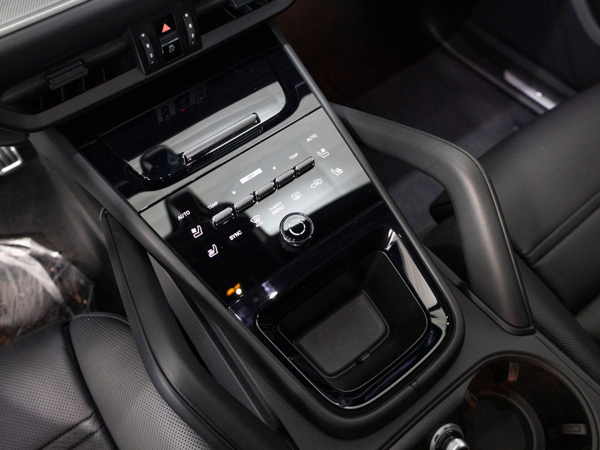 2025 Porsche Cayenne S