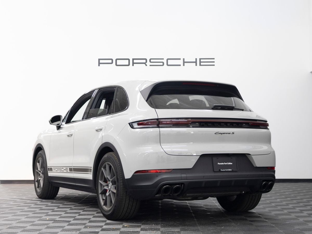 2025 Porsche Cayenne S