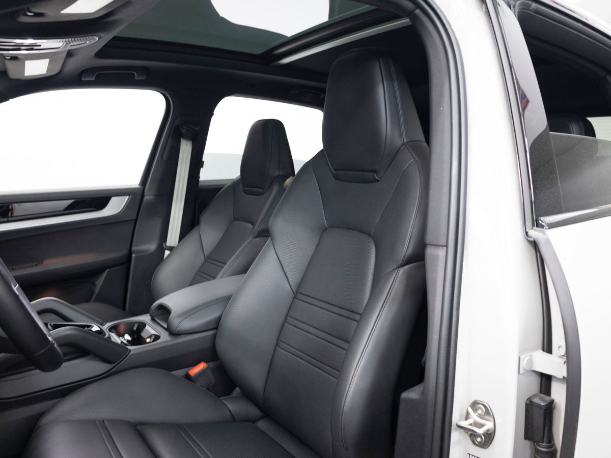 2025 Porsche Cayenne S