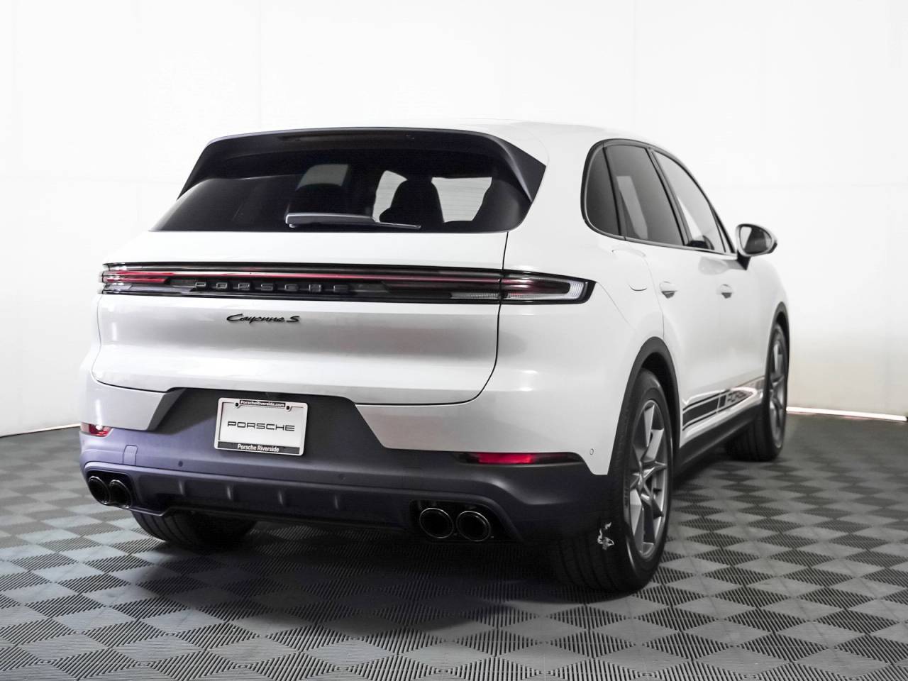 2025 Porsche Cayenne S