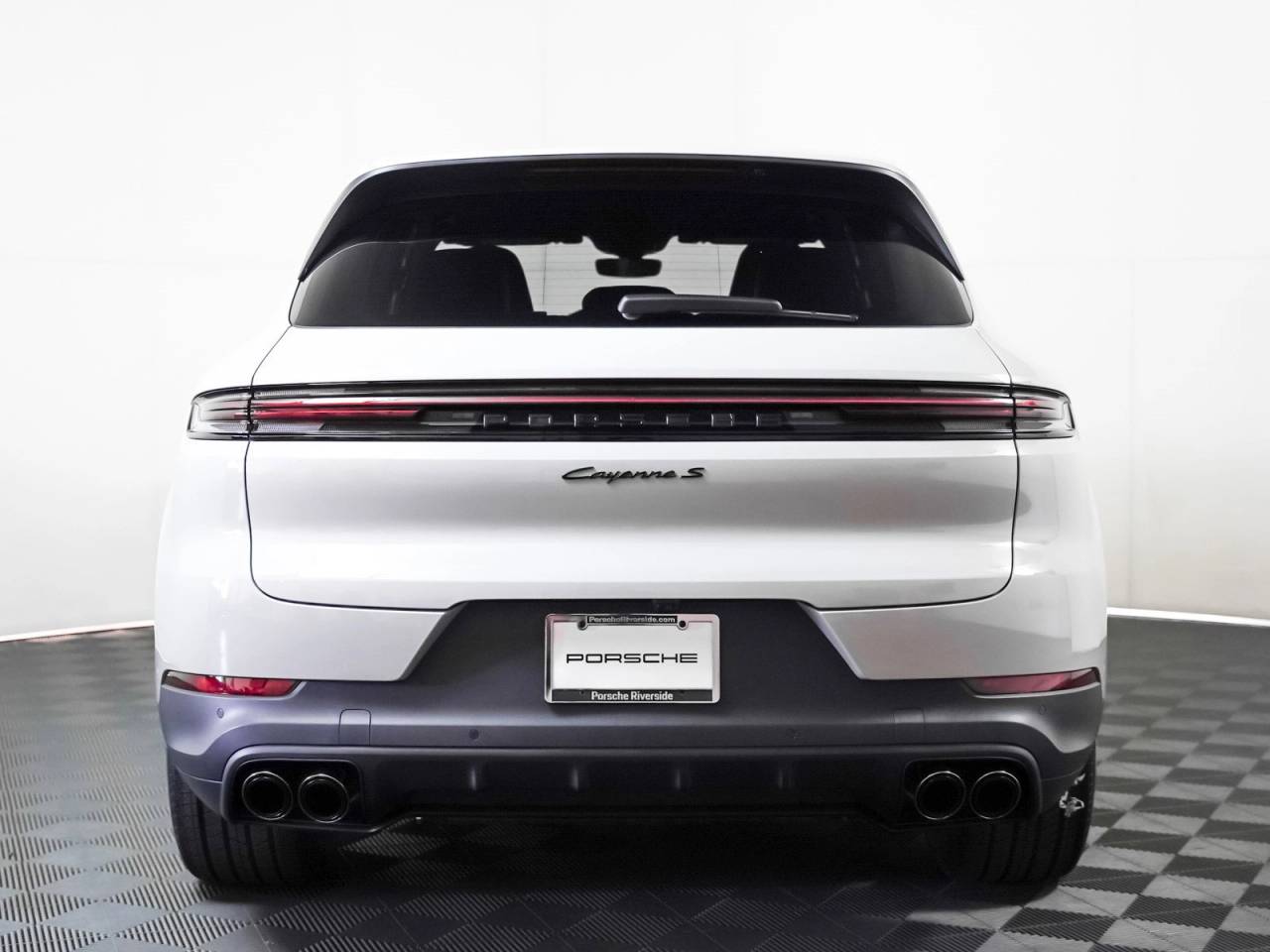 2025 Porsche Cayenne S