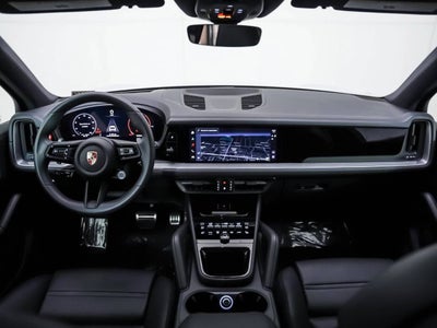 2025 Porsche Cayenne S