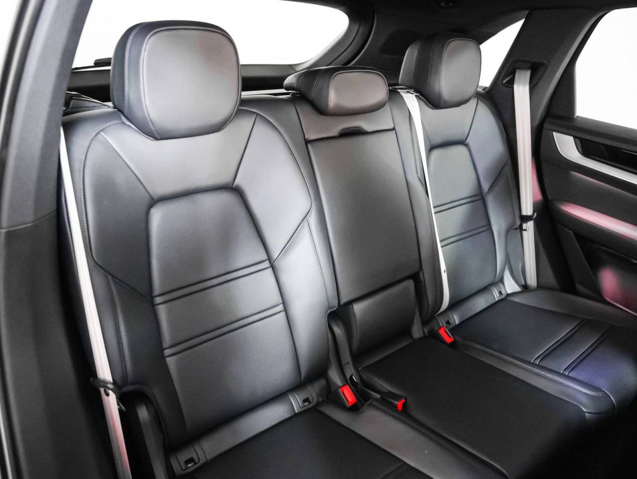 2025 Porsche Cayenne S