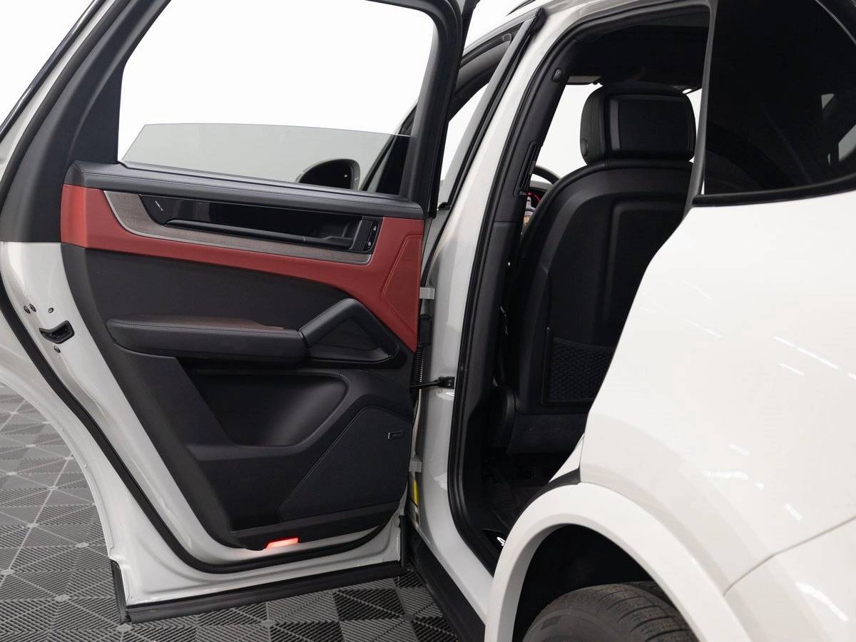 2026 Porsche Cayenne S