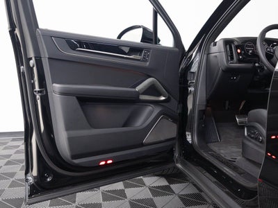 2025 Porsche Cayenne Turbo